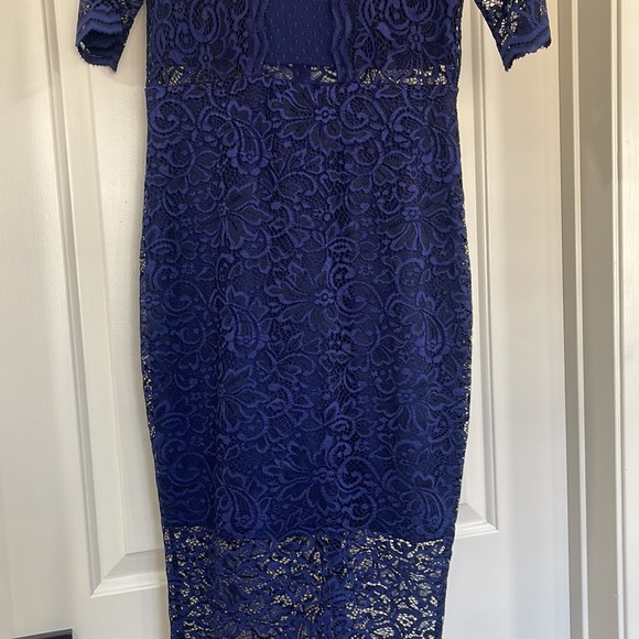 Express Midi Dress - Picture 3 of 4